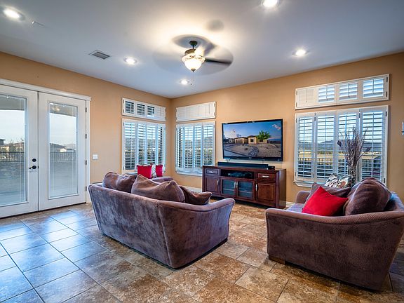 4th image of 5845 Essex Ct