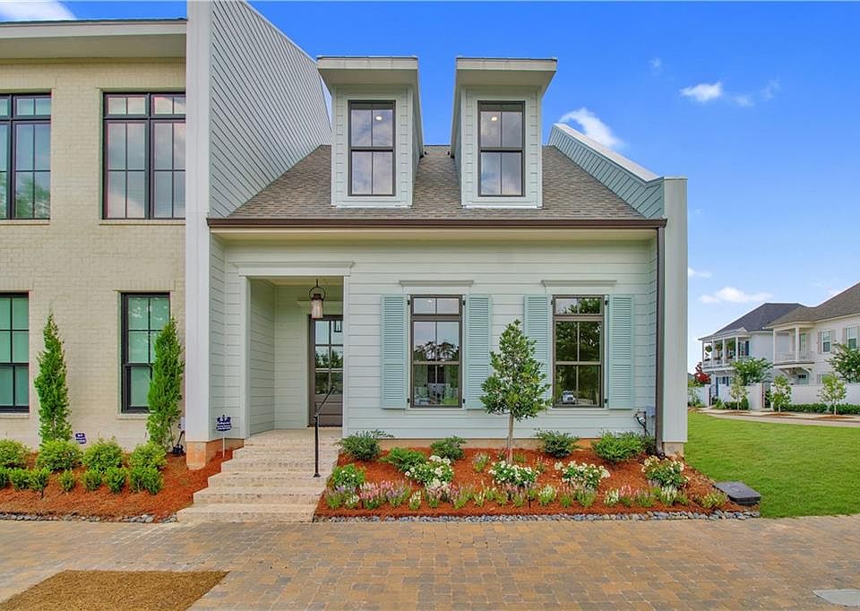 1st image of 304 Ormond Dr