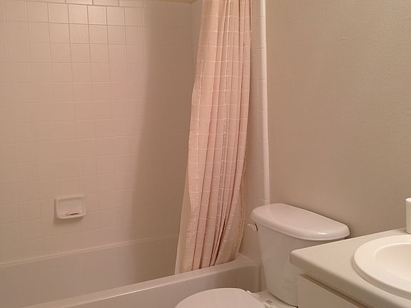 2nd image of 18213 Bridle Club Dr