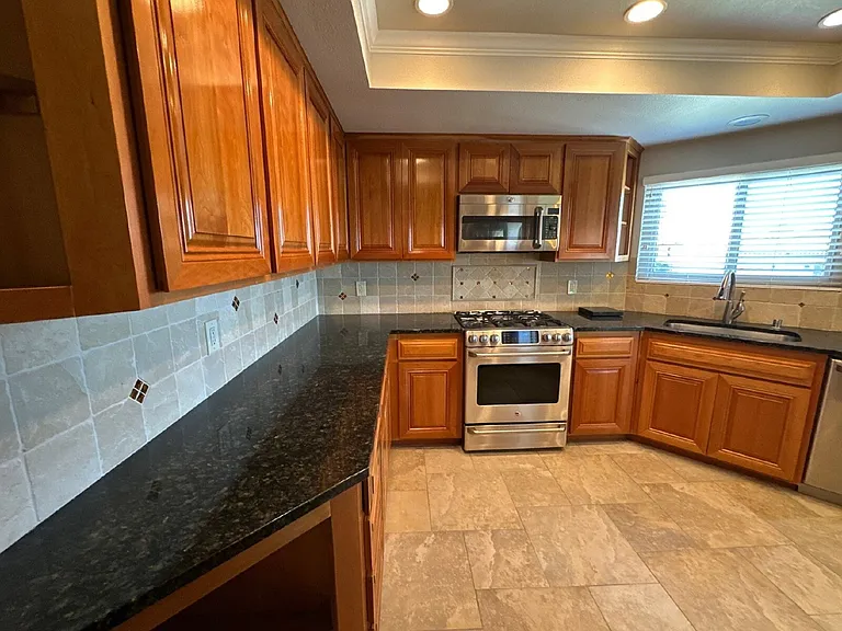 2100 Costa Del Sol — Photo 8
