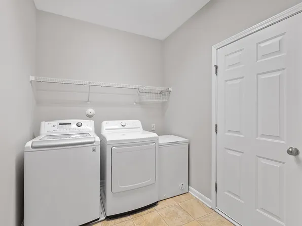 436 Field Glow Ln, Apex, NC 27539