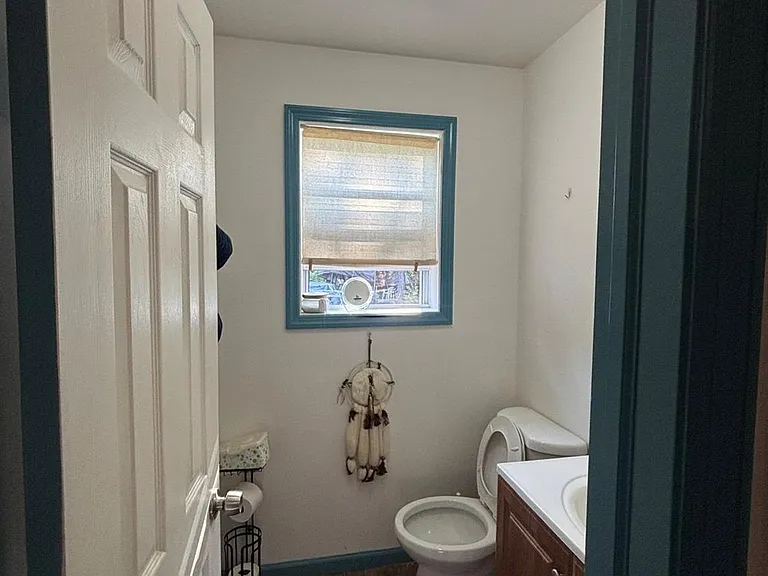 938 Scherger Ave — Photo 7