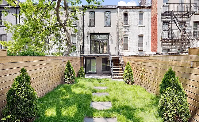 Rented by Compass | media 10