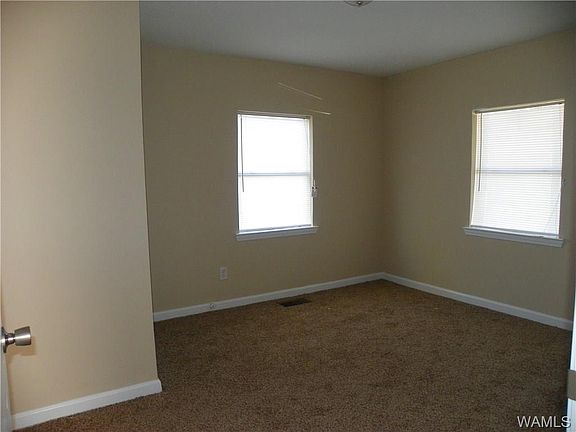 4th image of 508 1st Ave W