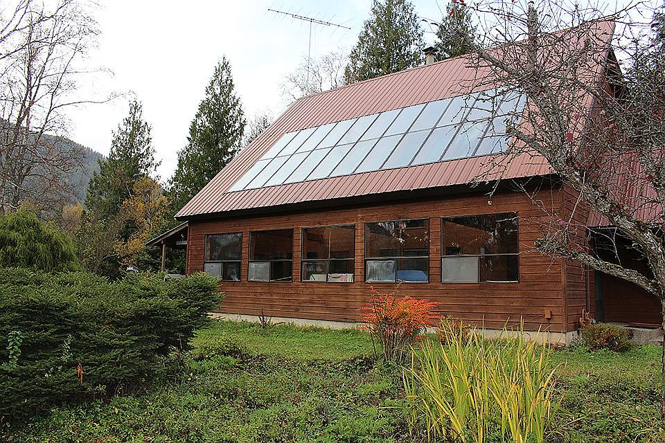 Sun Room - Side of House