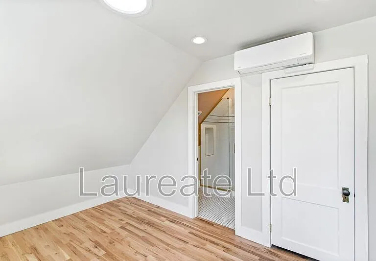 2224 E 14th Ave #6 — Photo 10