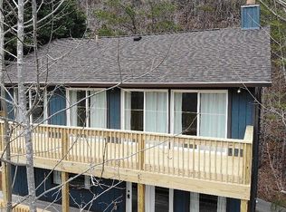 3936 Castle Rd, Gatlinburg, TN 37738