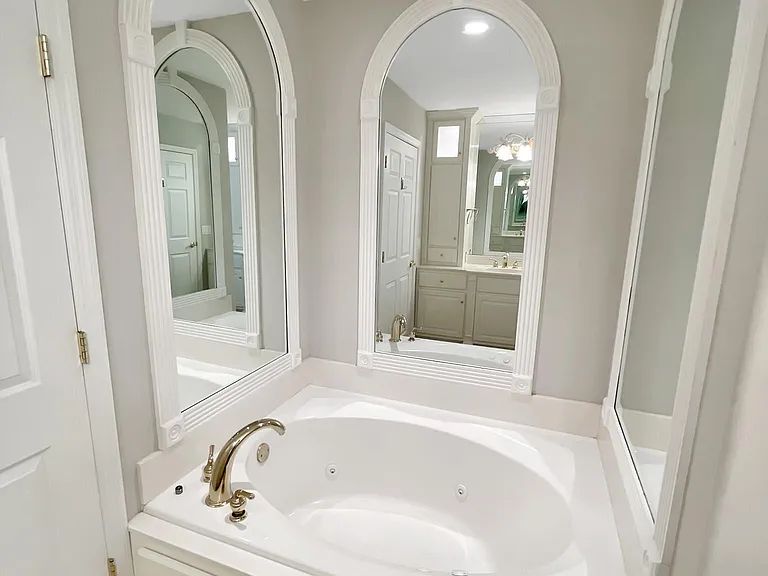 8270 Double Eagle Ct — Photo 19