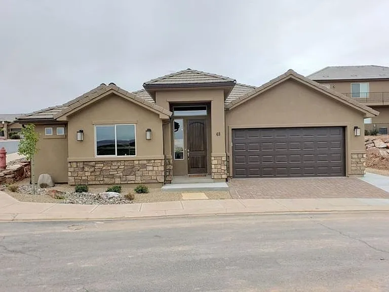 2261 S Tonaquint Dr #49 — Photo 3