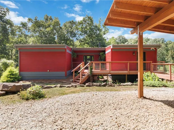 18544 Bug Scuffle Rd, West Fork, AR 72774