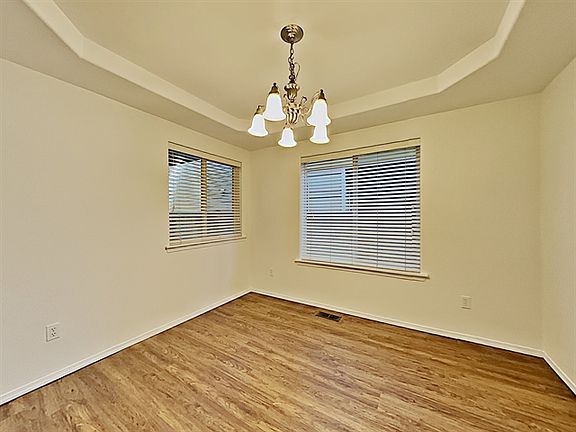 4th image of 18409 96th Ave E