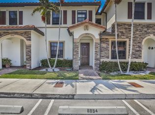 8954 W 35th Way, Hialeah, FL 33018