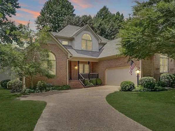 402 Alderwood Dr, Williamsburg, VA 23185
