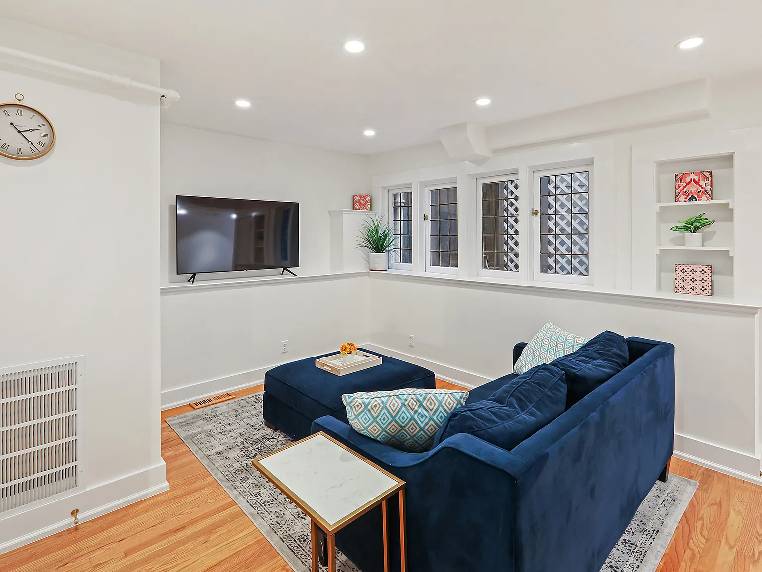 1 bed, $5,750 — Photo 4