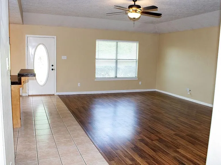 9550 Thousand Oaks Loop — Photo 13