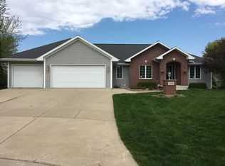 2732 E Carrera Ct, Green Bay, WI 54311