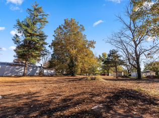 208 E Main St, Walnut Grove, MO 65770