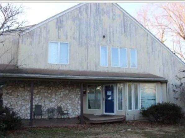 160 S Conger Ave, Congers, NY 10920