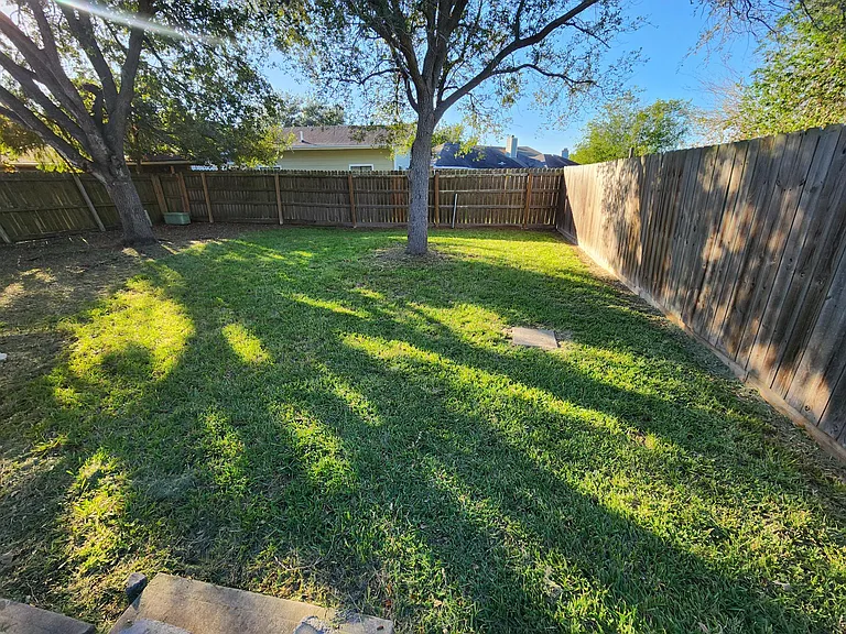 6741 Heavens Gate Dr — Photo 19