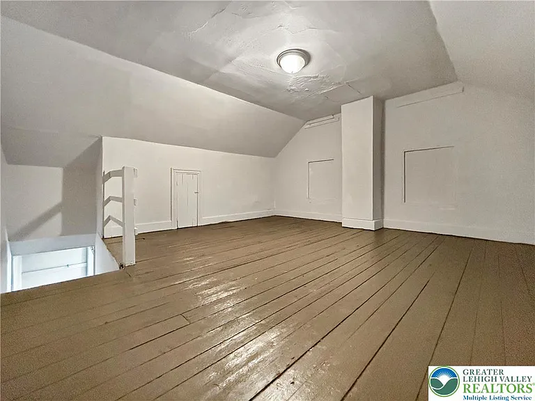 123B Jamestown St — Photo 16