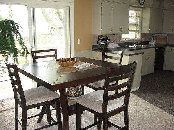 diningroom to deck