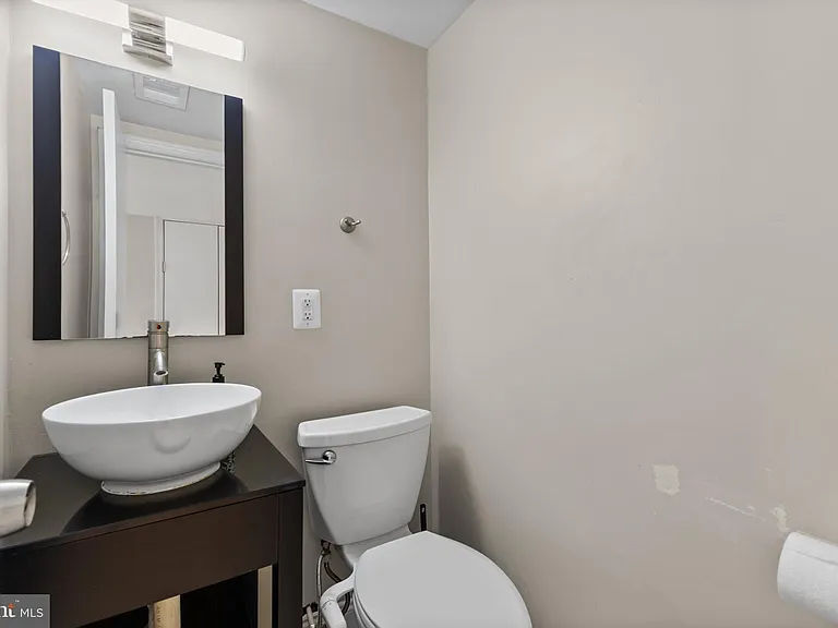 4305 Birchlake Ct — Photo 7