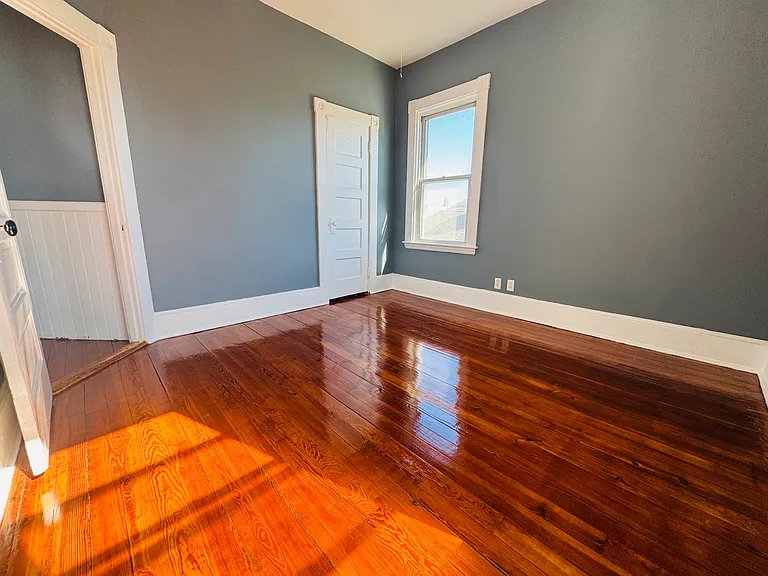 834 Brock Ave #3S — Photo 11