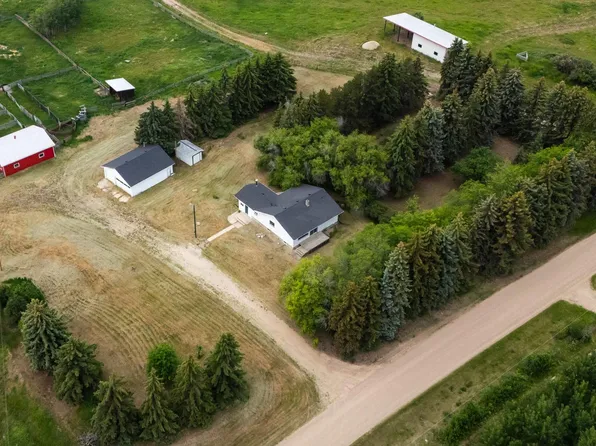 58228 Range Road 30, Barrhead, AB T7N 0N2