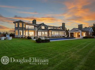 52 Luther Dr, Southampton, NY 11968