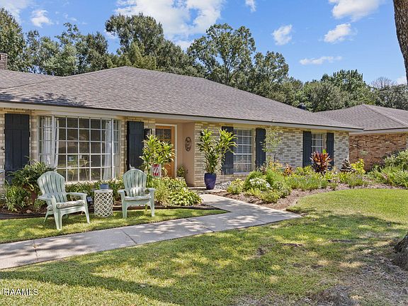 4th image of 205 Renwood Cir