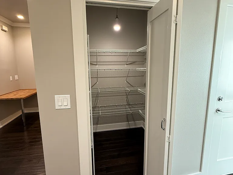 515 G St #124 — Photo 9