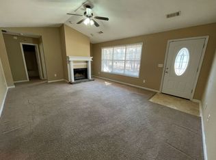 1220 N Hampton Dr, Hampton, GA 30228