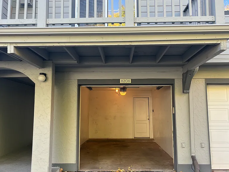 8206 Elk Ln — Photo 13