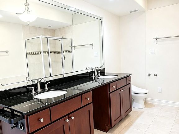 5th image of 3411 Clearview Cir