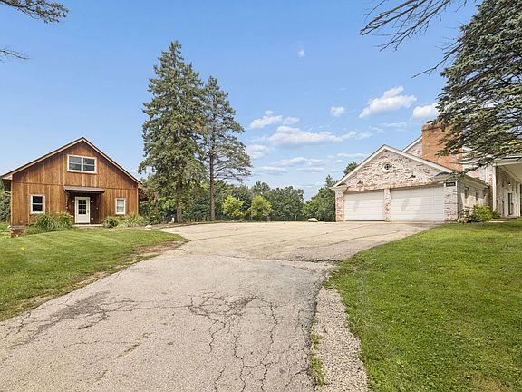4th image of 1N480 Indian Knoll Rd