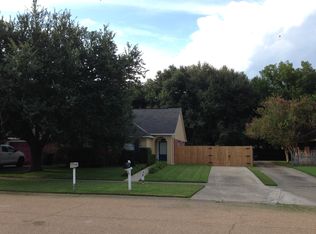 544 Hadley Dr, Baton Rouge, LA 70820