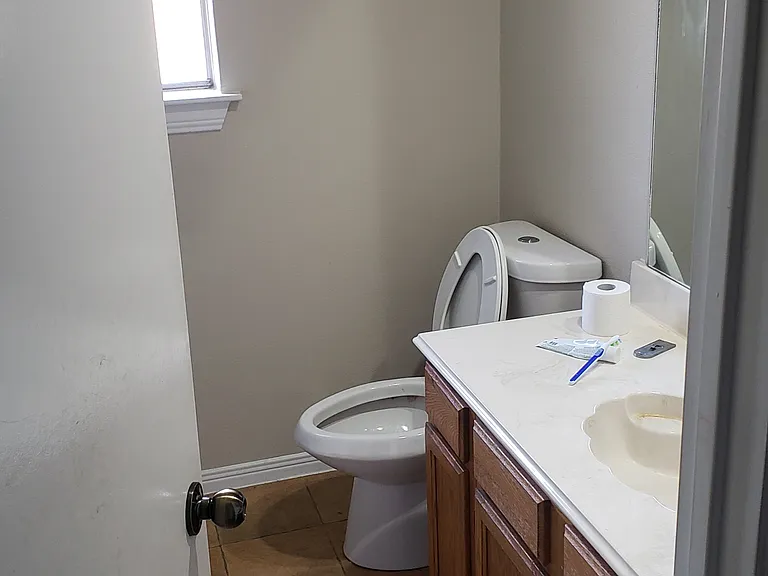 2903 Forest Hills Dr — Photo 8