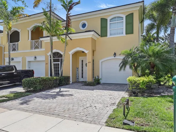 6195 NW Helmsdale Way, Port St Lucie, FL 34983