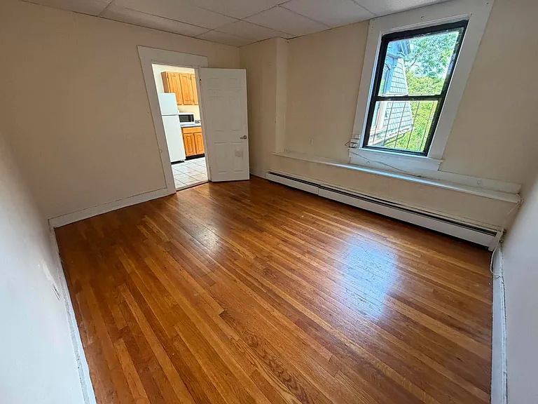 179.5 Harvard St #3-5 — Photo 34