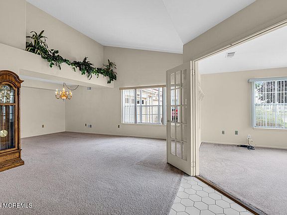 5th image of 1173 Thornbury Lane #A