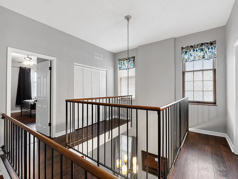 4066 Phillips Ave — Photo 9