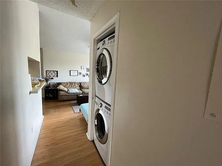 2706 Salado St #302 — Photo 6