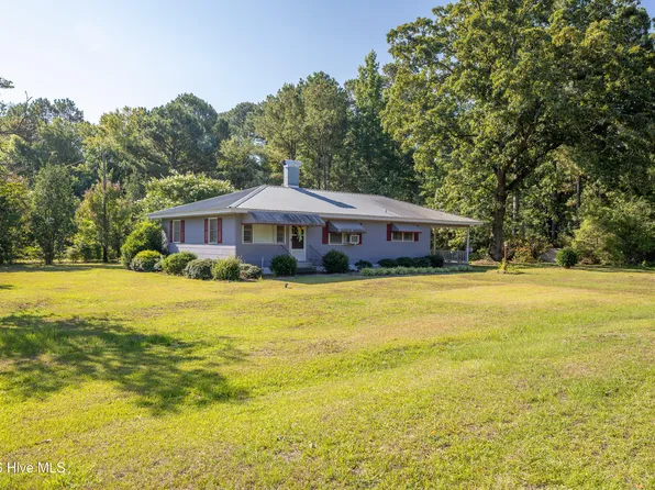 1249 Fann School Road, Salemburg, NC 28385