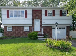727 E Woodbridge Ave, Avenel, NJ 07001
