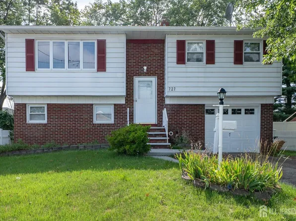 727 E Woodbridge Ave, Avenel, NJ 07001