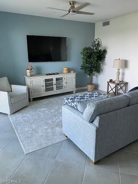 2 bed, 2.0 bath, 1154 sqft, $1,900 — Photo 2