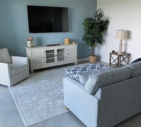 2nd image of 15275 Green Acres Ave #337