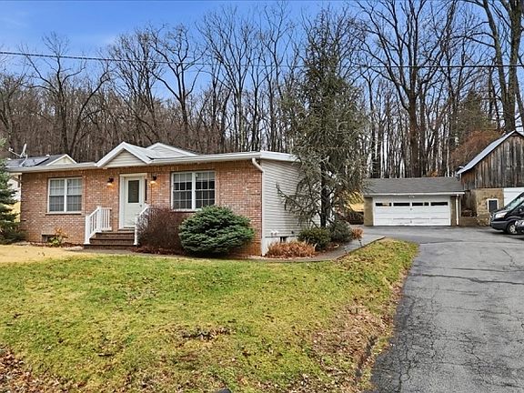 2nd image of 20 Summerfield Rd