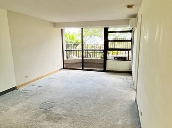 512 Iolani Ave APT 202, Honolulu, HI 96813