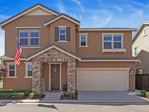 5717 Antique Rose Way, Riverbank, CA 95367